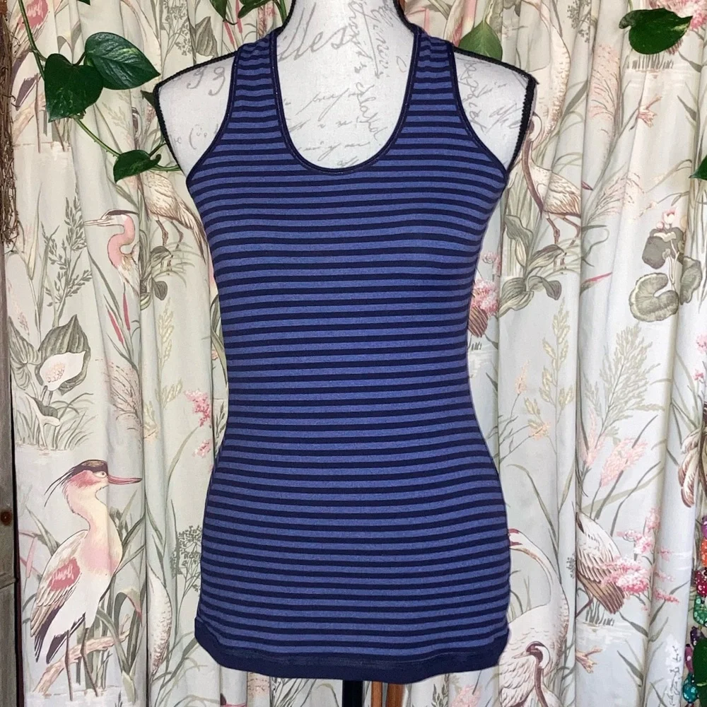 Ivivva by Lululemon Big Girls Juniors Reversible Stripe Blue Athletic Tank sz 14 - Picture 2 of 10